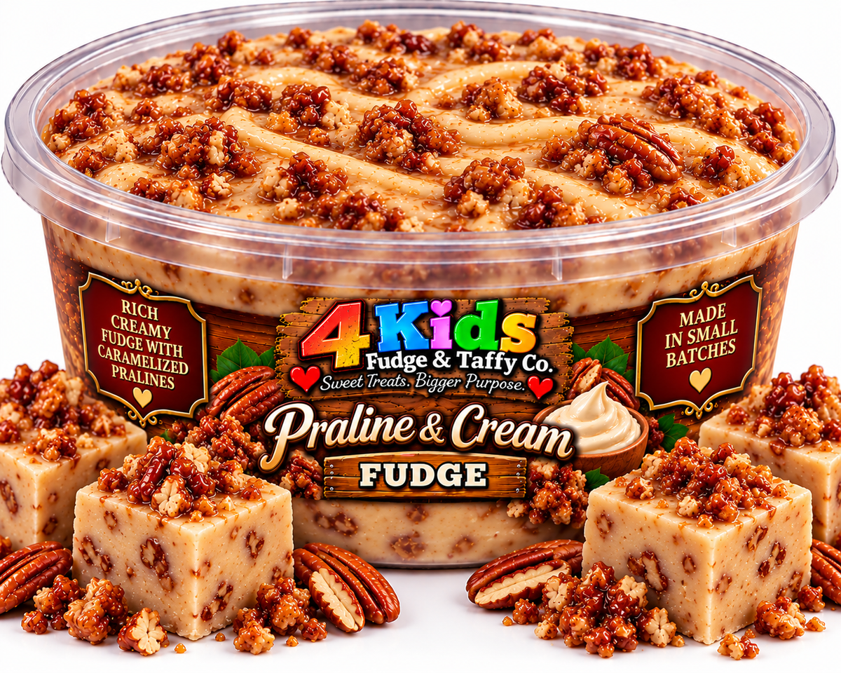 Praline & Cream Fudge - rich creamy fudge with caramelized pralines